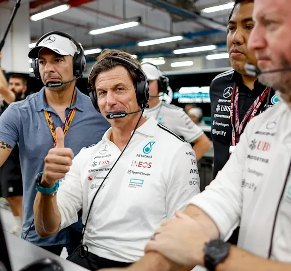 Formel 1 – Vor Las Vegas GP: Toto Wolff verkauft überraschend Mercedes-Anteile | Sport