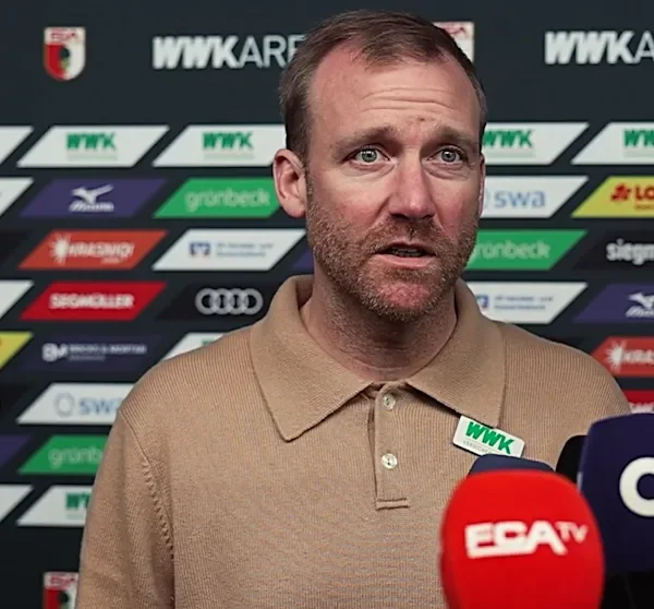 DFB-Pokal: Riesiger Brief in der BVB-Kurve! | Sport