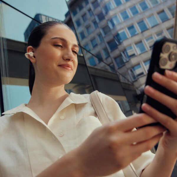 Gewinne den Clip-Ohrhörer “AMIRON ZERO” von beyerdynamic im Wert von 149 Euro