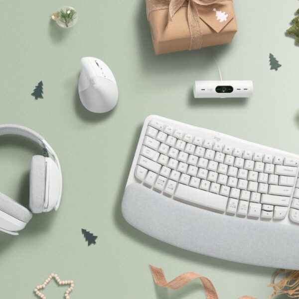 Gewinne ein Home-Office-Set von Logitech im Wert von 440 Euro