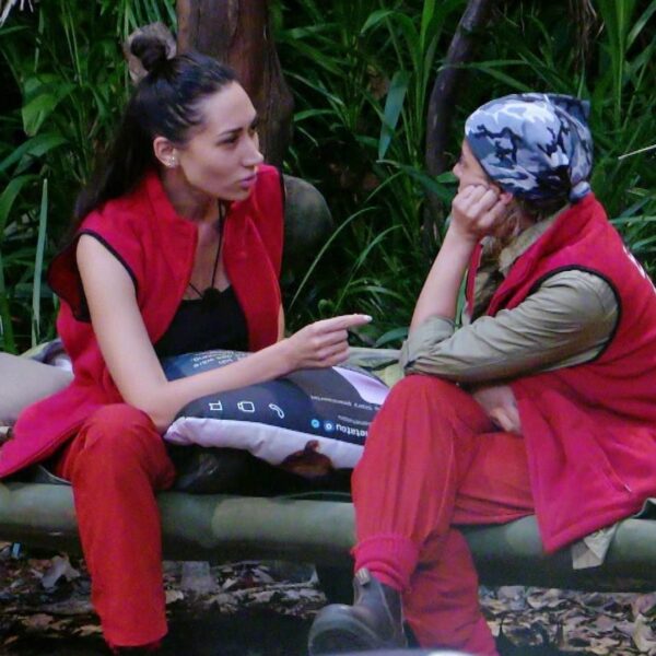 Dschungelcamp: Eva Benetatou startet Aussprache mit Samira Yavuz