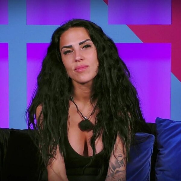 “Sehr verzweifelt” – Sie wollte “Make Love, Fake Love” nach Sturz abbrechen