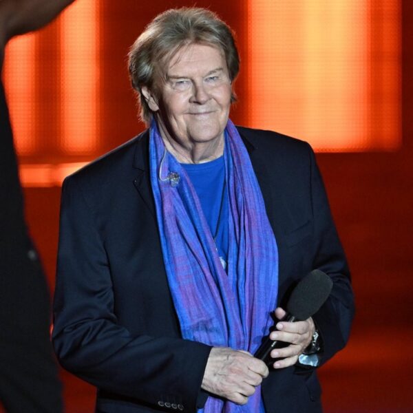 Zum Abschied macht er seinen Fans ein einmaliges Geschenk